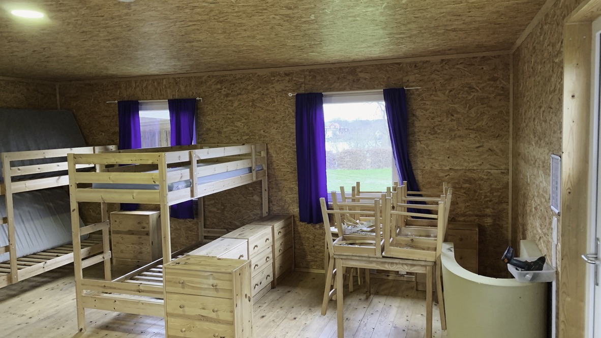 2910425A 4917 4D3C A545 8AD351AA148D 1 105 c